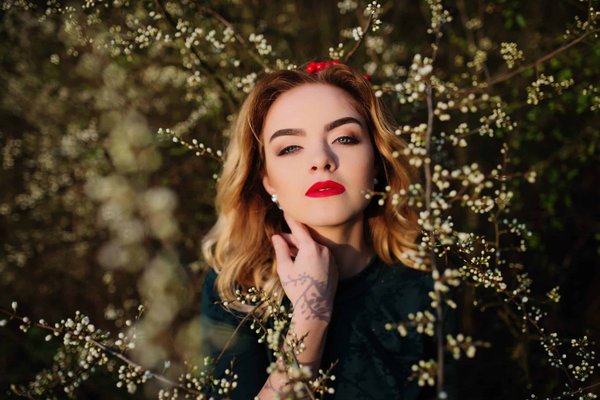 How Can You Style a Chunky Watch with a Feminine Dress for Professional Settings?